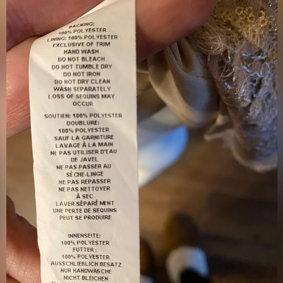 Boohoo Tia gold sequin lace wrap top dress US16 - Picture 9 of 13